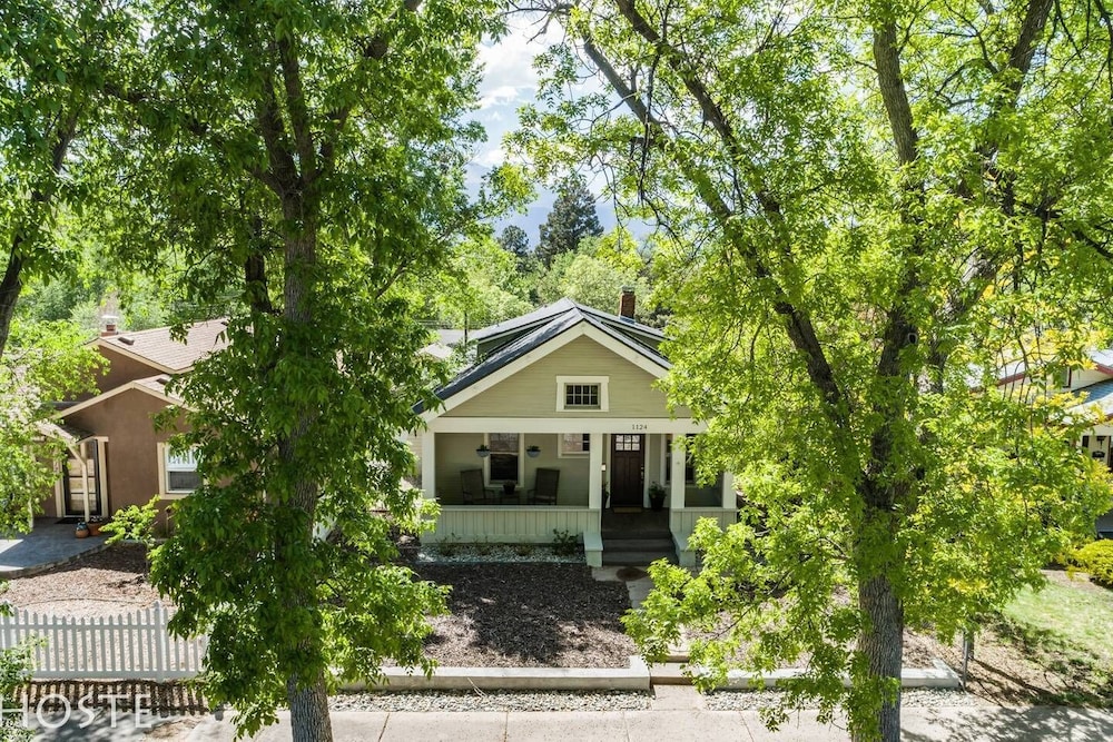 1910 Mountain View, Fire pit + Roof Deck, Downtown view 5