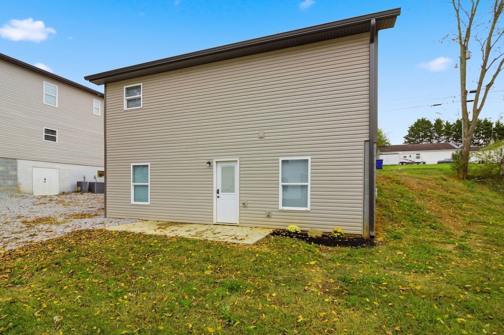 Bright and Cozy 4BR Home