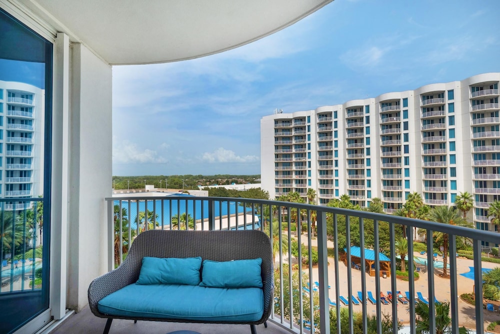 Palms Resort #2613 Jr. 2BR