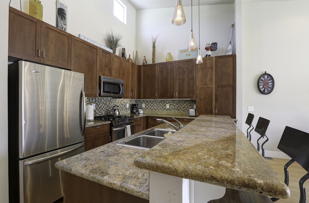 219 San Miguel 2 Bedroom Townhouse by Redawning view 5