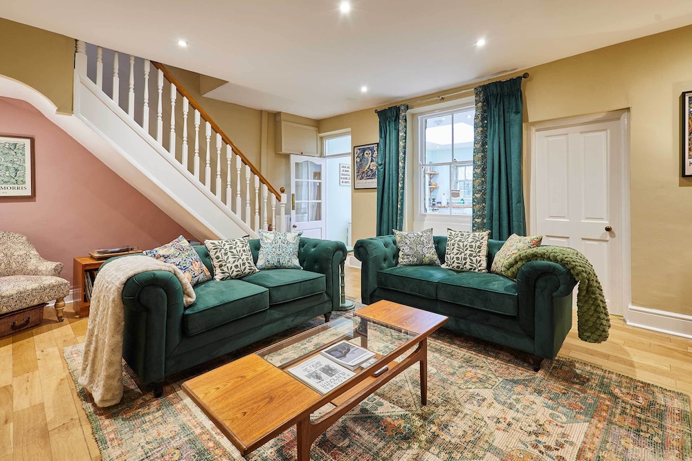 Host Stay Sonsy Cottage