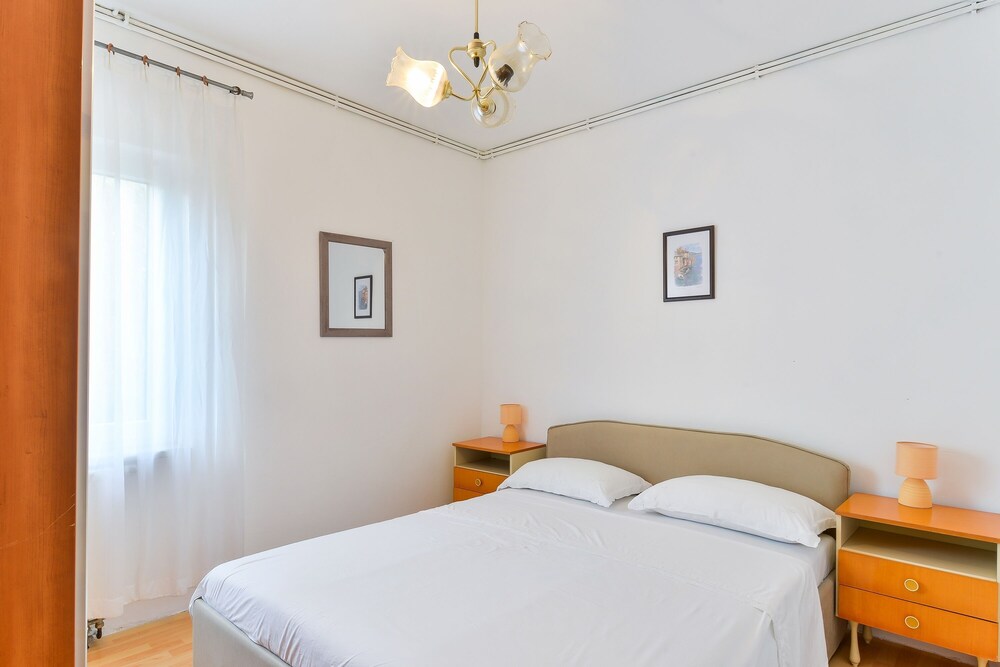 Apartment Basic Mario