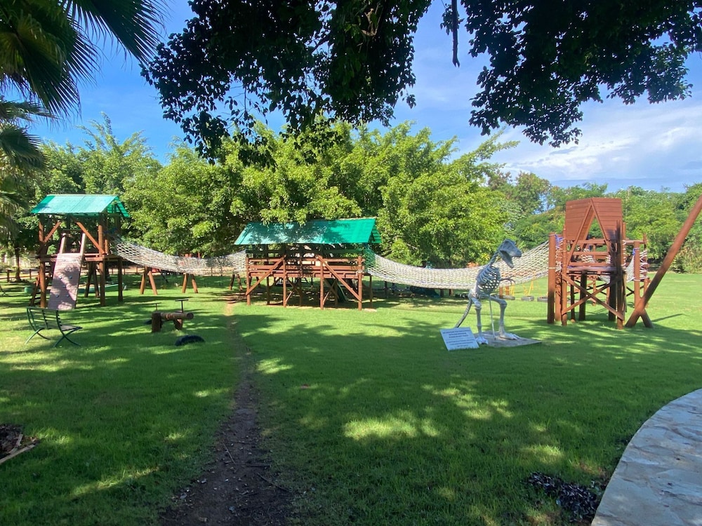 Luxury 5 Bedrooms Villa in Hispañola -sosua