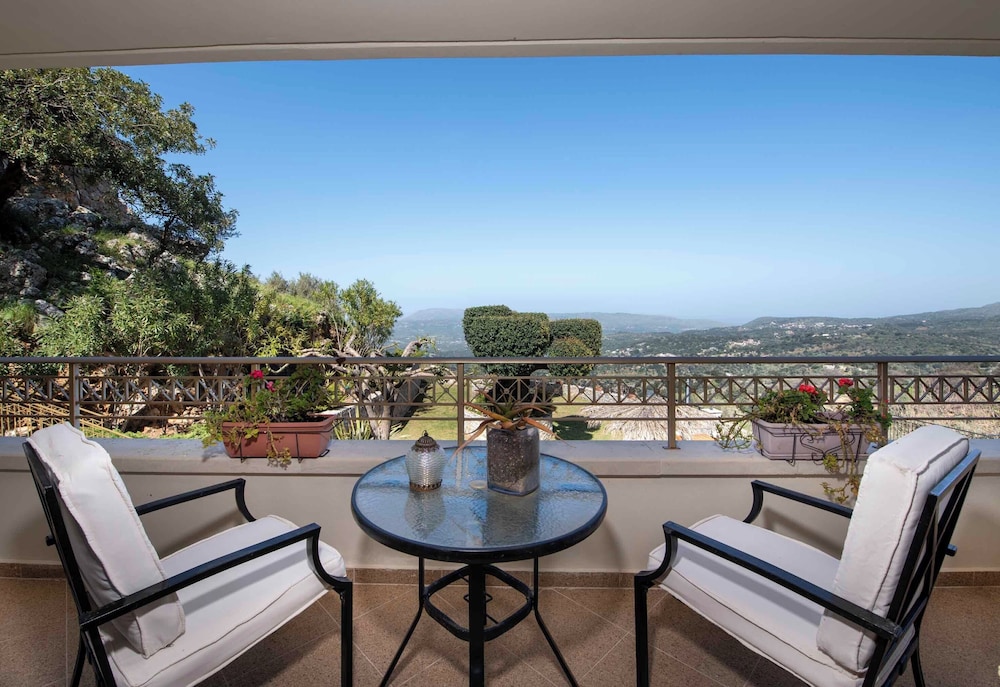 Geroulios Kastro Villas