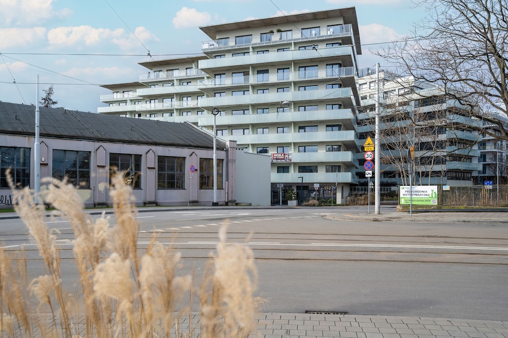 Kępa Mieszczańska Apartament by Renters