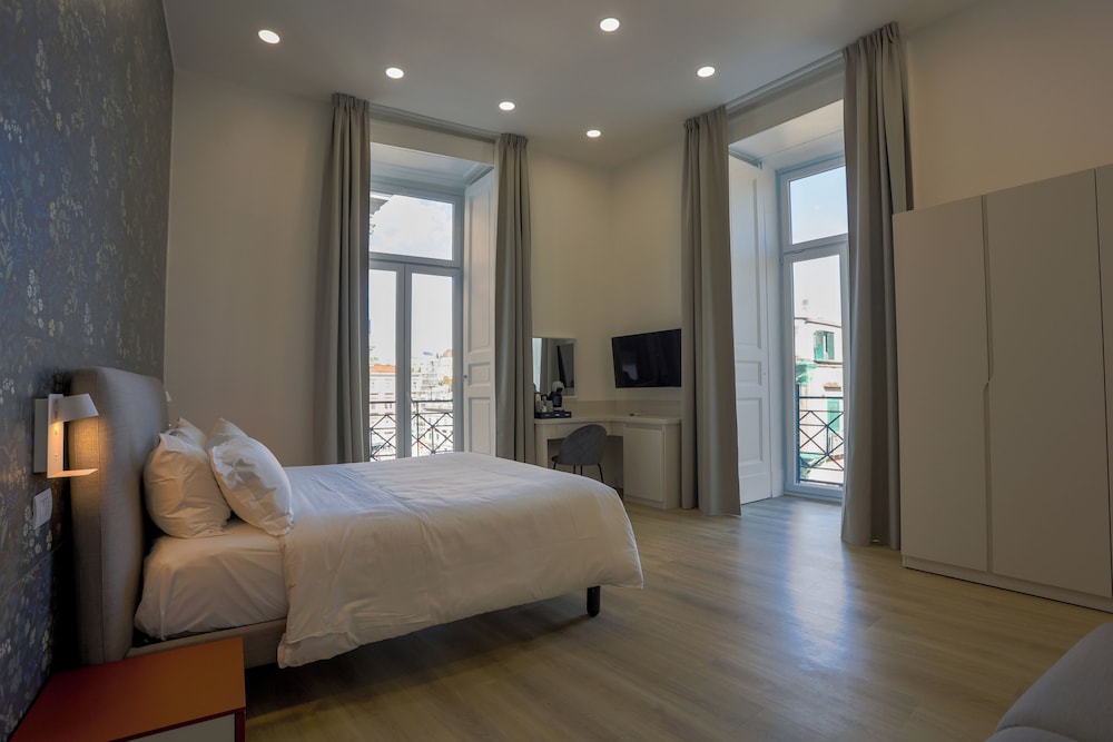 Elysium Relais