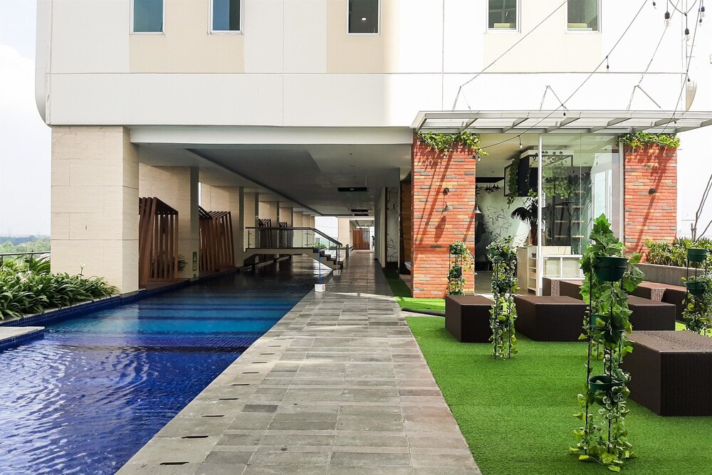Good Deal And Restful Studio Apartment B Residence
