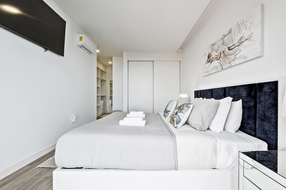 Villa Vellure by Homie