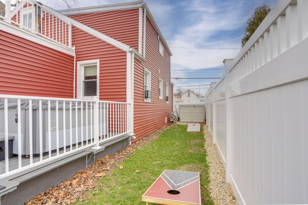 1 Block to Beach: Home w/ Hot Tub in Port Clinton!