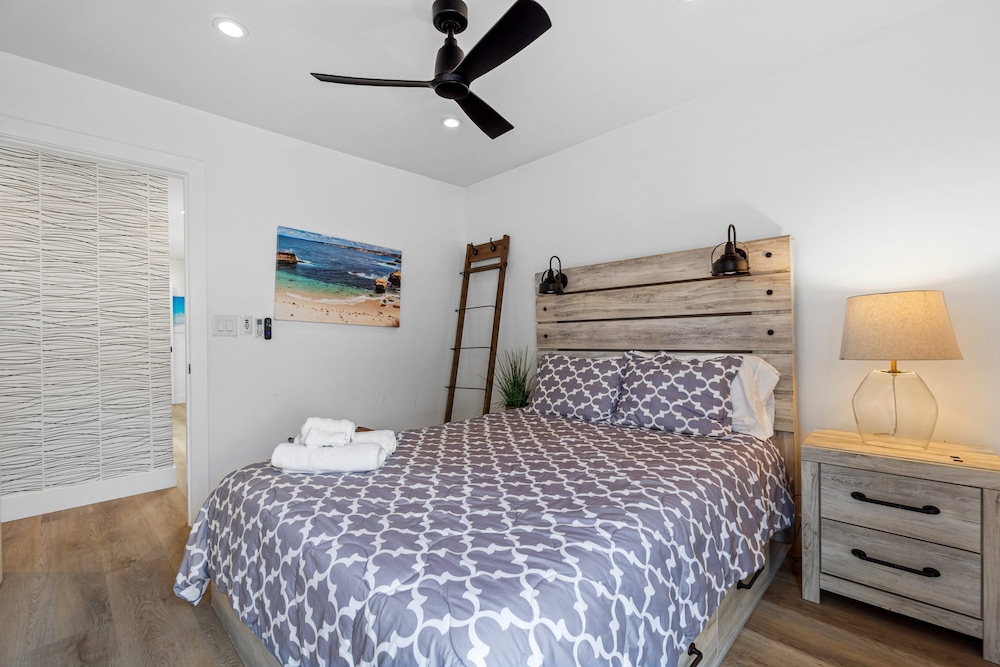 Carlsbad Beachfront Home W Hot tub
