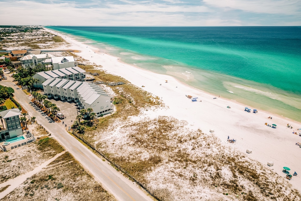 The Sea Chord Gulf Lake Views Balcony Pool