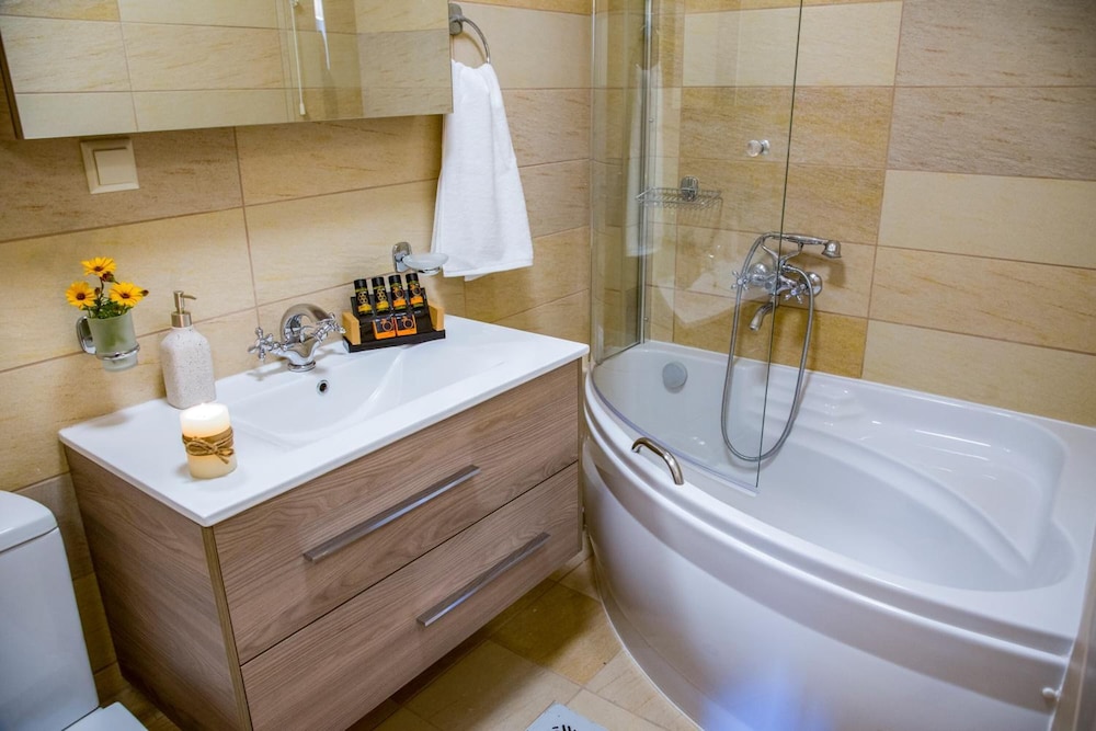 Casa Leone Suites