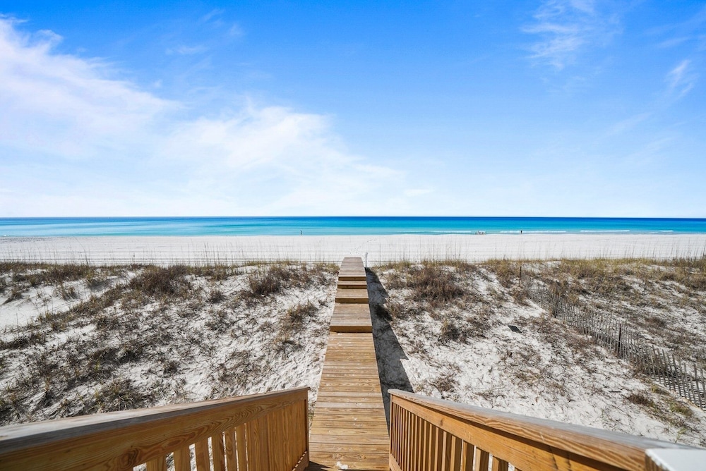 Joy By The Sea 5 Bedroom Home