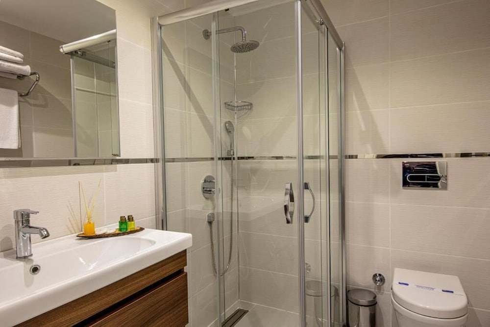 Mr Beyaz Butik Otel - Image 43