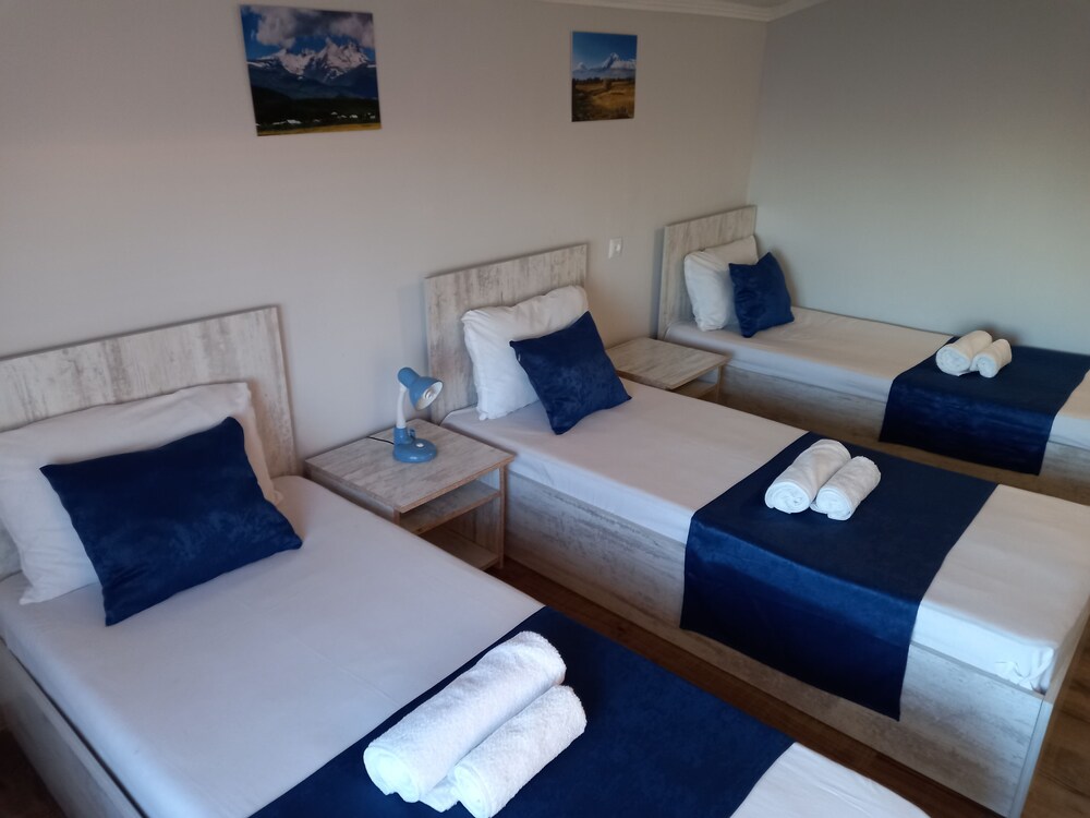 Byurakan Guest House