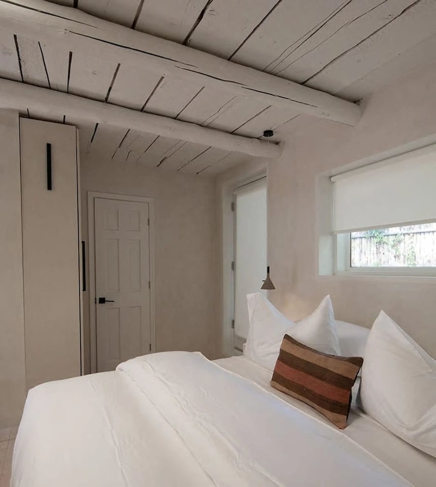 Palace Modern Residences at the Railyard
