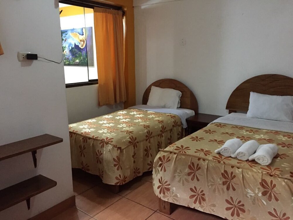 Hostal Bromelias 2