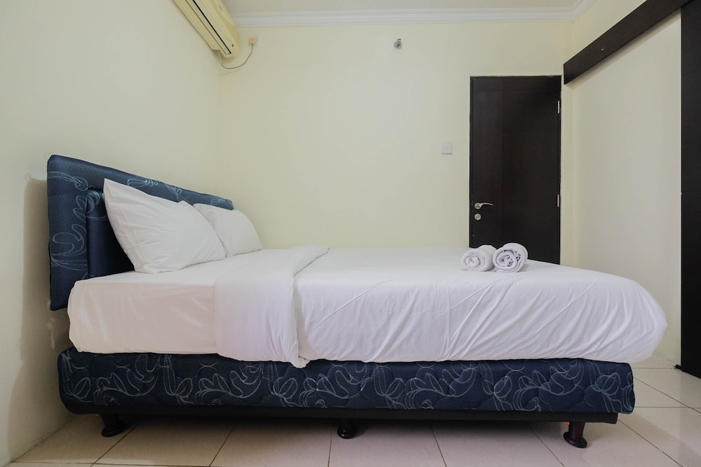 Elegant 2BR Apartment at Great Western Resort view 3