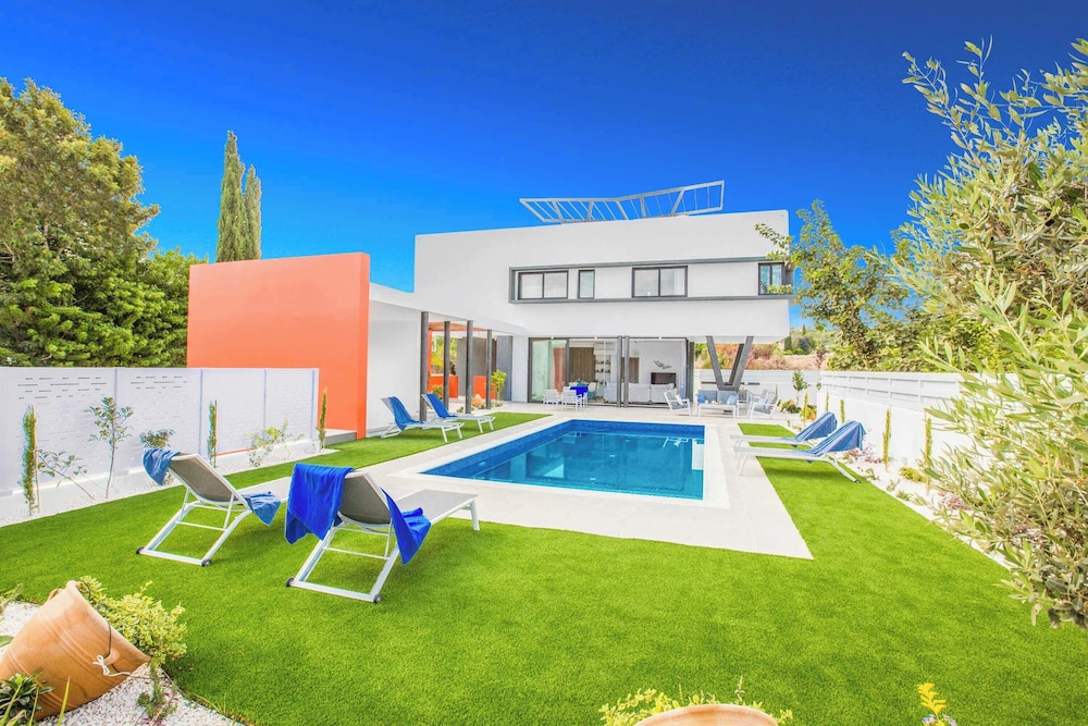 Villa Pontus CR5