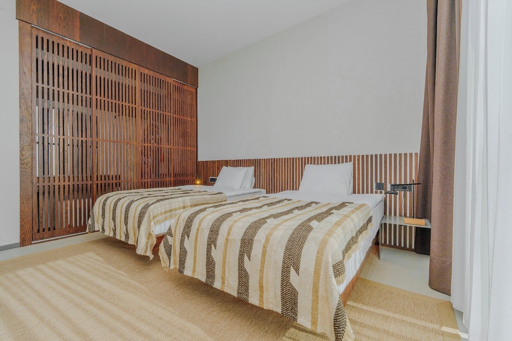 Silence Villas