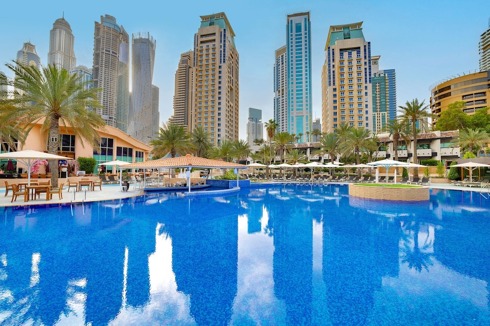 Al Habtoor Grand Resort, Autograph Collection® 2