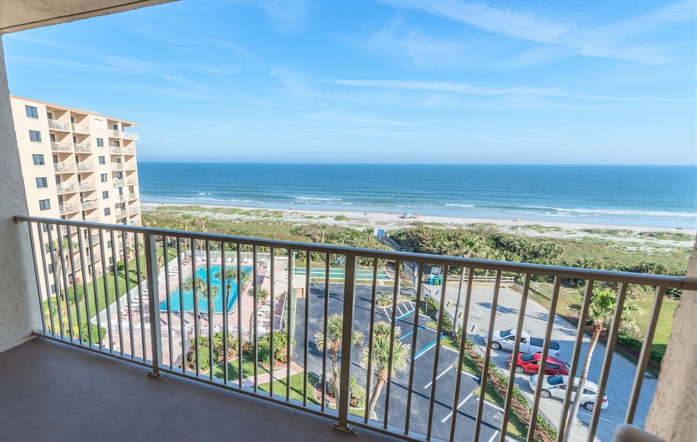 Canaveral Towers by Happy Palm Stays