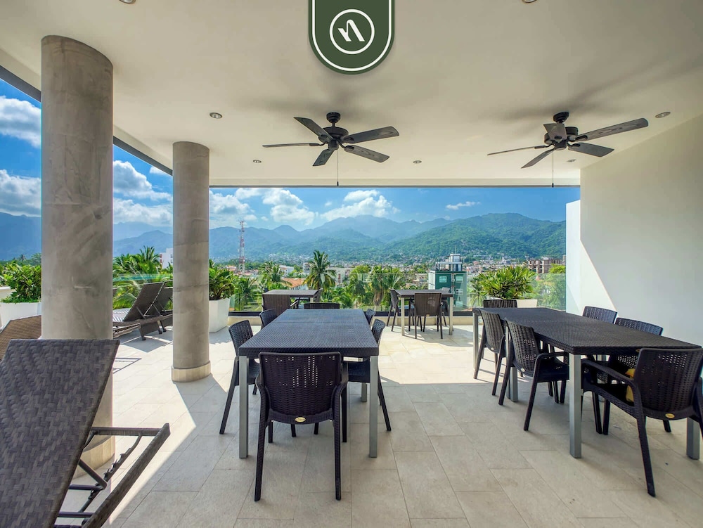 Amazing 2 BR Condo in Versalles - Rooftop Pool