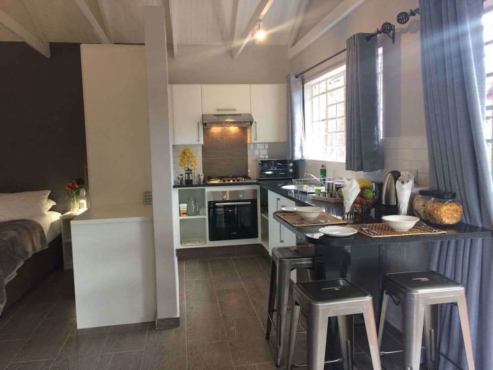 Sunbird Guest House