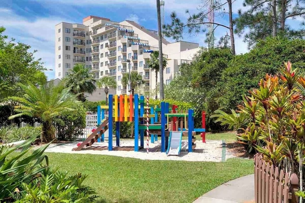 Premium Condos near Universal Studios