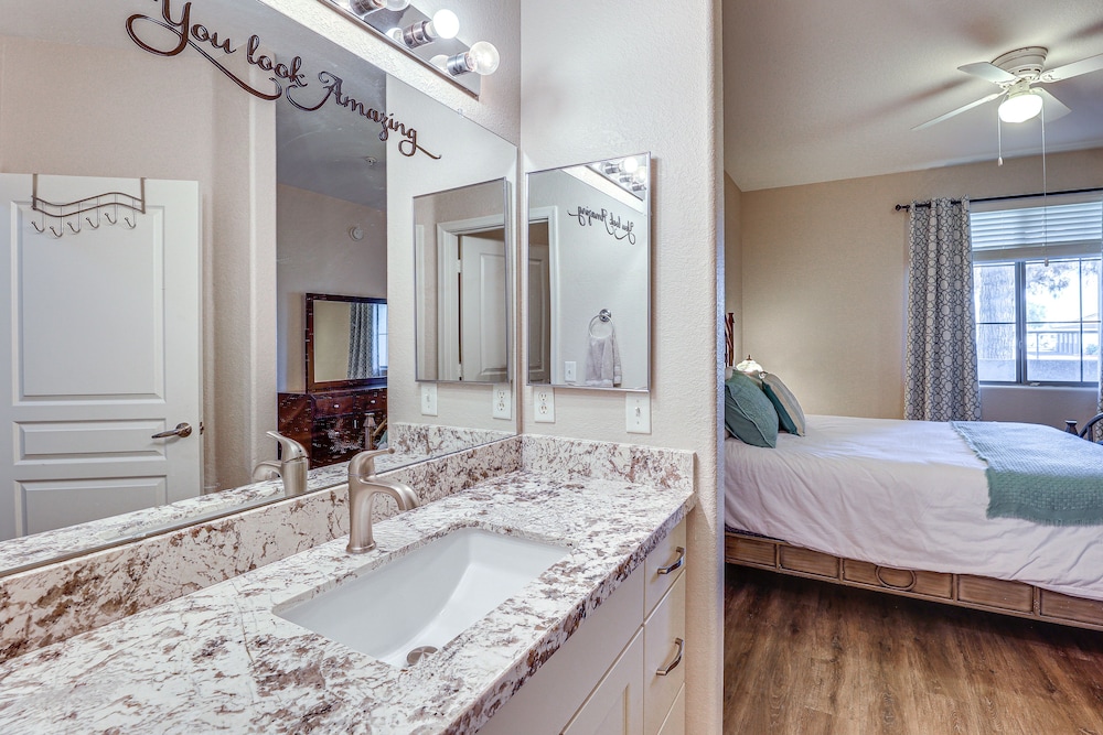 First-floor Condo w/ Pool Access in Mesa!