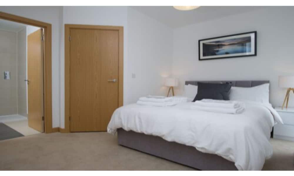 Tailored Stays - Executive Town House