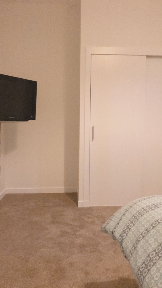 Heart Of Aberdeen City Centre 3 Bedrooms Apartment view 5