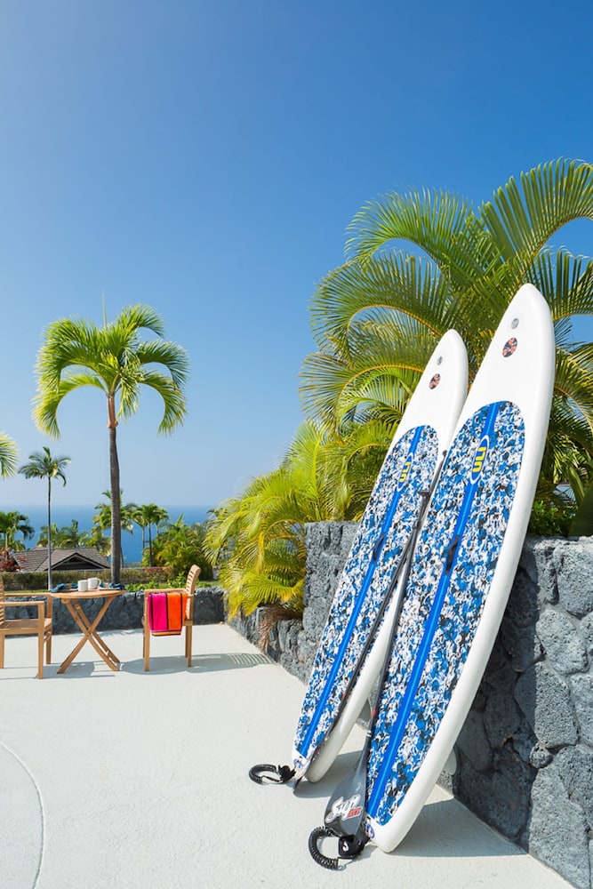 Gated Keauhou Residences w Ocean Views Pool