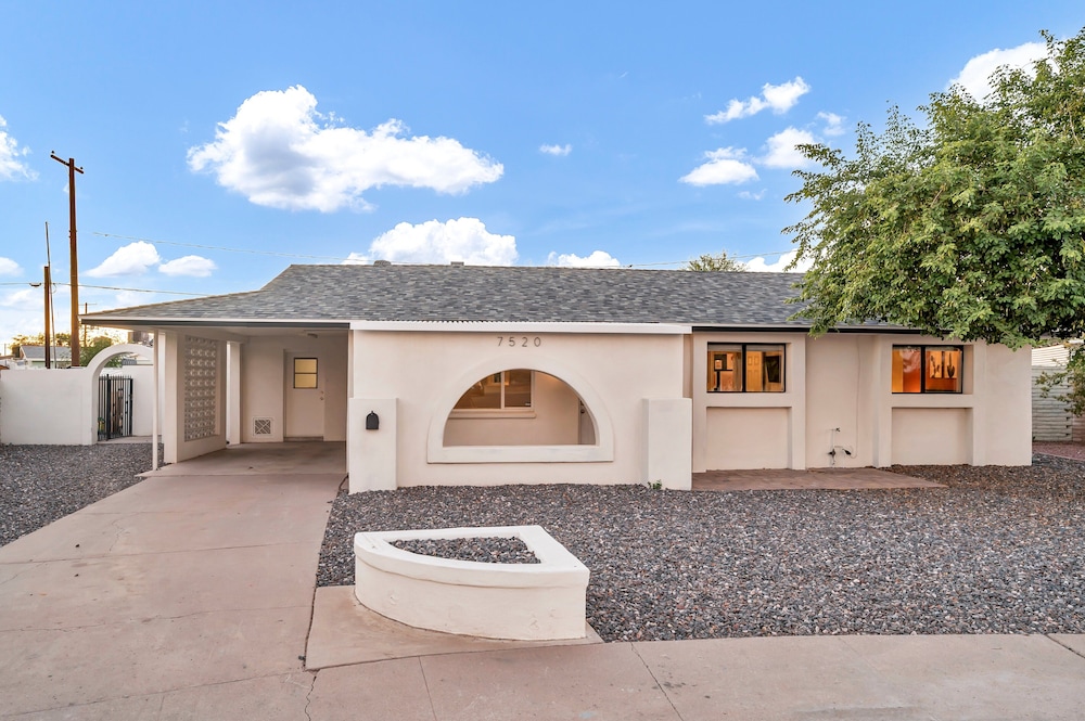 Beatrice Mini-resort Scottsdale