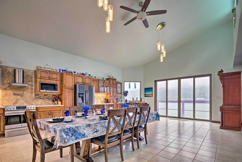 Juneau Vacations - Waterfront House w/ Glacial Views - Near Downtown! - Property Image 7