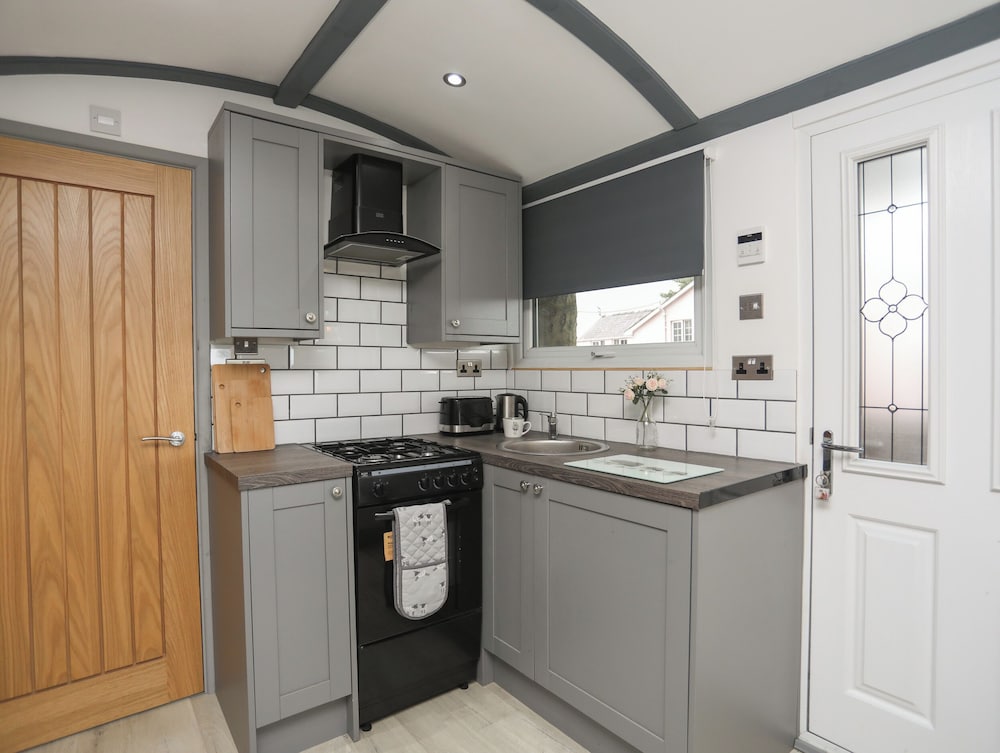 Fron Goch Shepherd's Hut