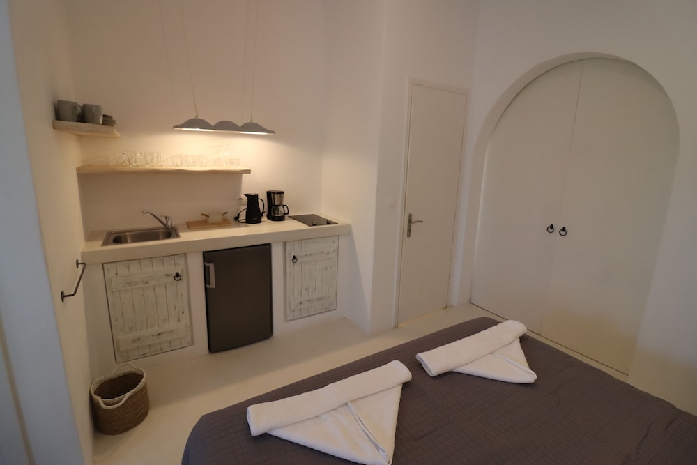 Flisvos Beach Apartments photo 3