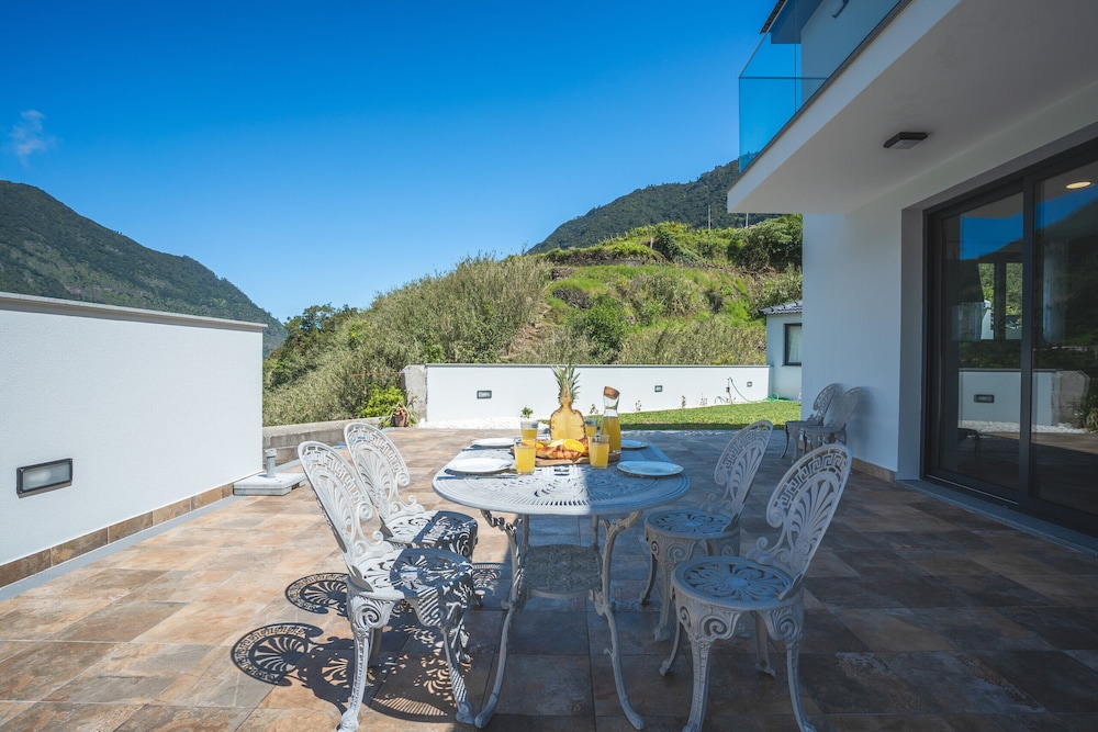 Villa Lorenzo by Atlantic Holiday