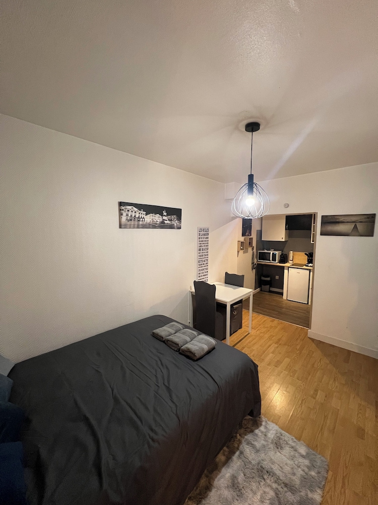 Studio 3 L'Éclat du faubourg Orléans view 3