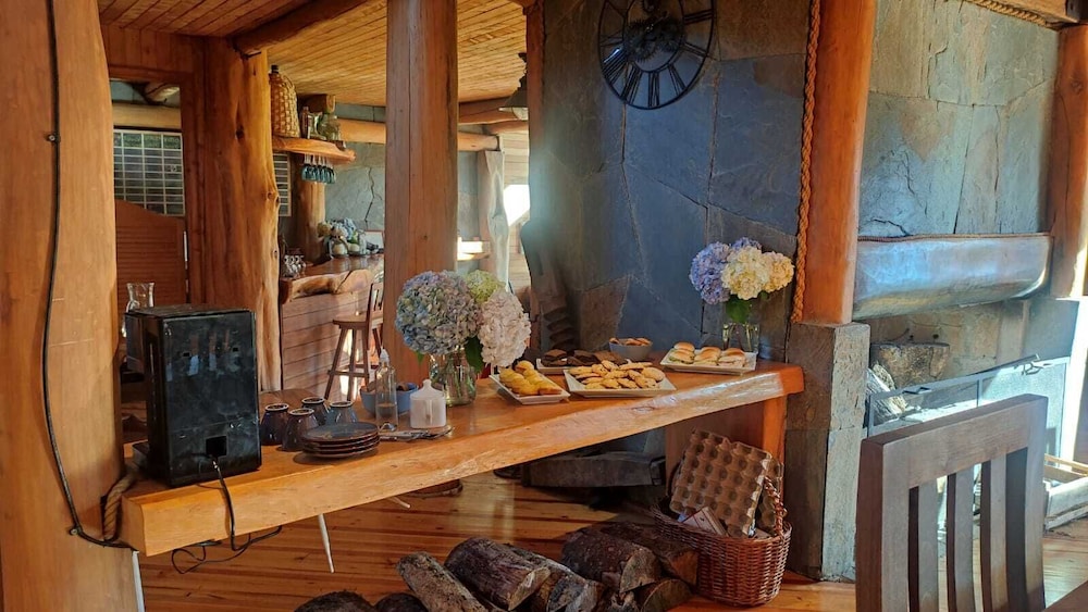 Andes Lodge