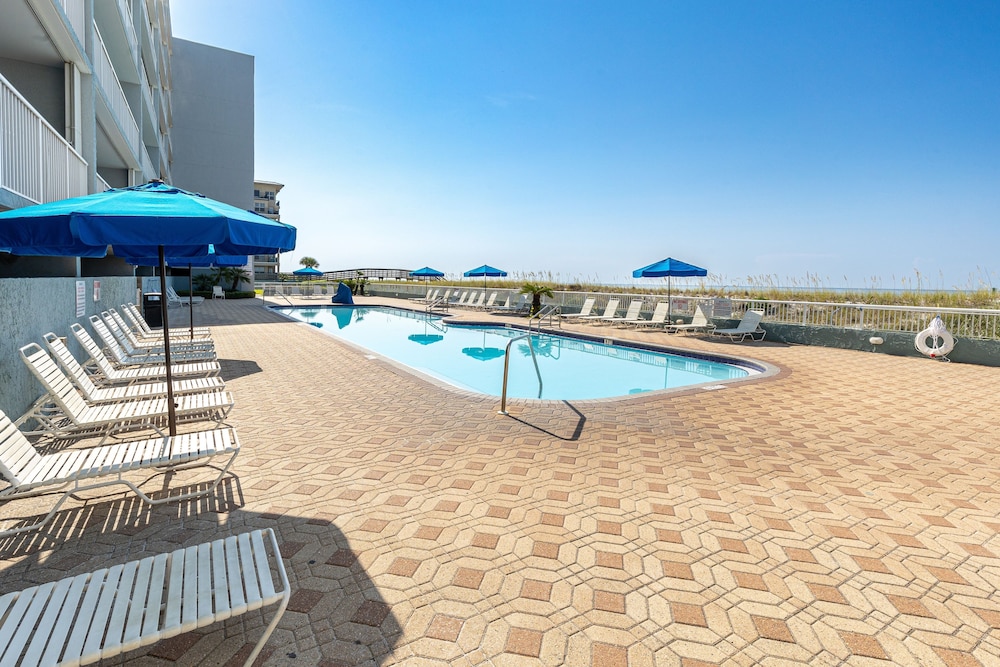 Islander Beach Resort 403 Condo