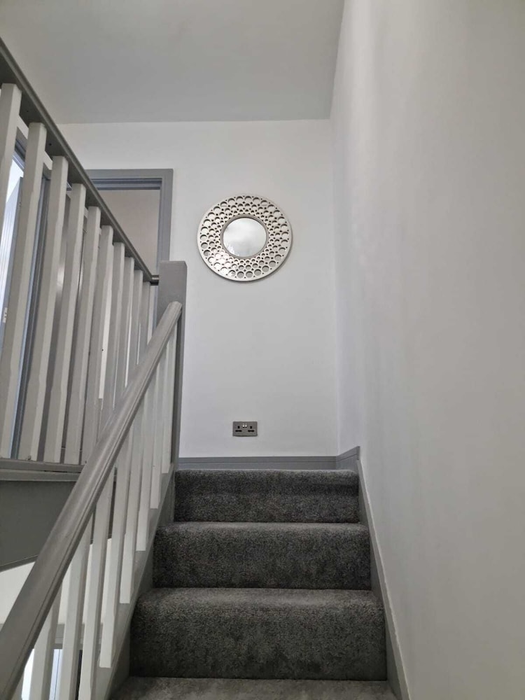 Remarkable 3-bed Apartment in London