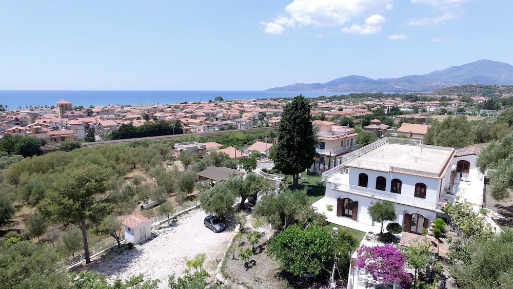 Il Paradiso di Hyele