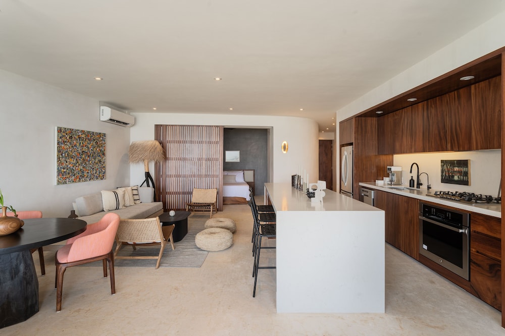Punta Majahua Condos