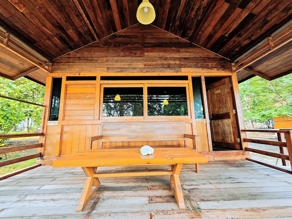 ANDAU DIVE RESORT - RAJA AMPAT