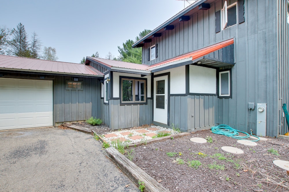 Riverfront Escape in Shawano on 3 Private Acres! view 4