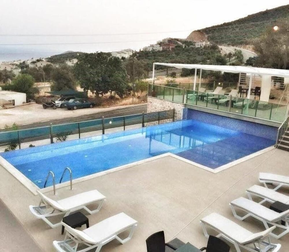Bianca Luxury Apartments 3 view 5