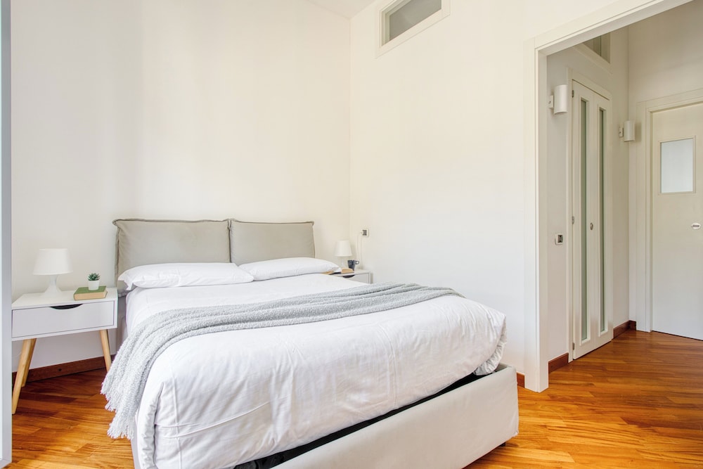 Lovely 1-bed apt next to the City Centre photo 1