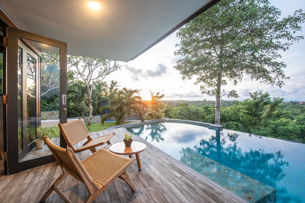Clifftop Villa 5 Mins to Bingin