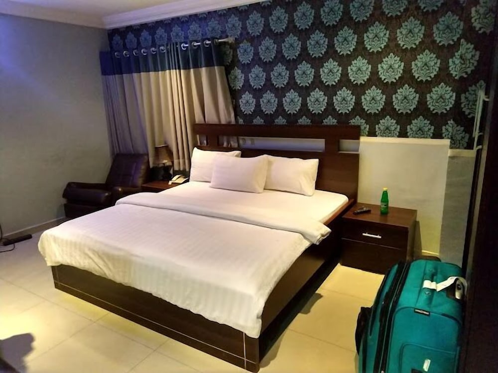 Alim Luxury Apartments